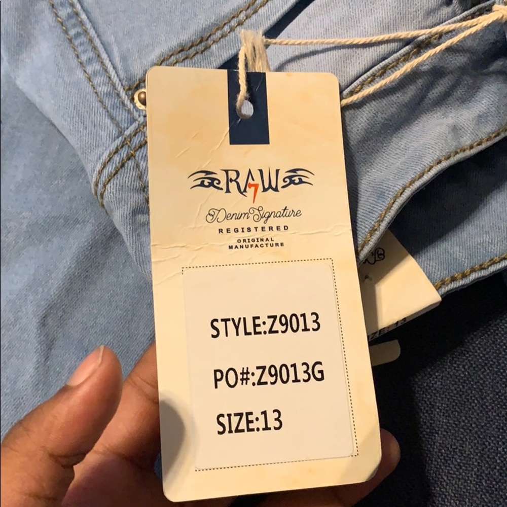 Jeans - Picture 3 of 4